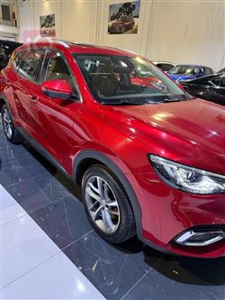 MG HS